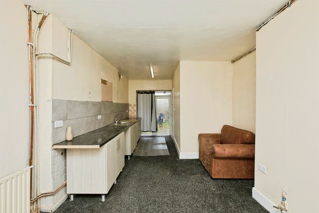 304, Shobnall Street, Burton-On-Trent photo 4