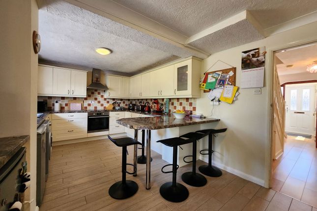 24, Helvellyn Avenue, Ramsgate photo 3