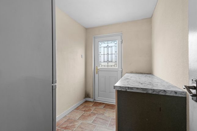 70, Gordon Street, Catrine photo 4