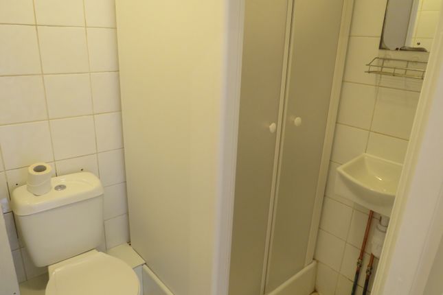 8 138, Muswell Hill Road, London photo 4