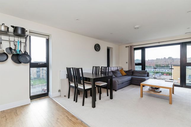 Flat 16, Brooklyn House, Bessemer Road, Welwyn Garden City photo 3