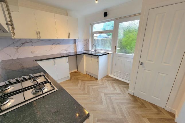 Queen Margaret Drive, Glenrothes photo 3