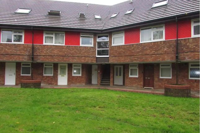 Flat for sale in Round Mead, Stevenage, Hertfordshire