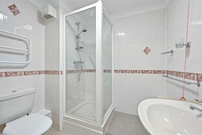 Studio house on Flat 18, Belview Court, Cranfield Road, Bexhill-On-Sea, £139,950