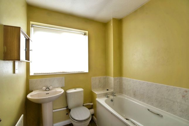39 Caraway Close, Plaistow, London, E13 8Pn