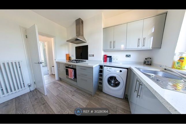 Barmulloch Road, Glasgow photo 2