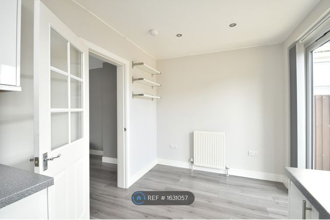 Margaret Close, Morley, Leeds photo 3