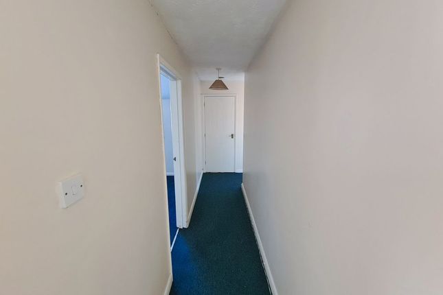 Royston Court,Flat 15, Stanley Road, Southampton photo 3