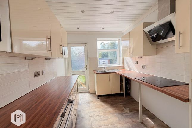 300 Hulton Lane, Bolton photo 3