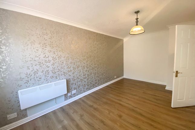 103, Hassop Road, Birmingham photo 4