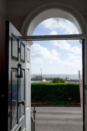 9, Nelson Crescent, Ramsgate photo 3