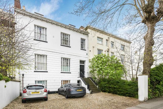Town house for sale in Castle Hill, Reading RG1