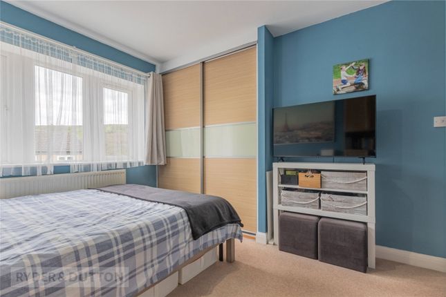 Flat for sale in Bryndlee Court, Holmfirth, West Yorkshire