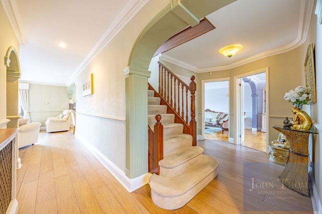 29, Mount Pleasant Road, Chigwell photo 2