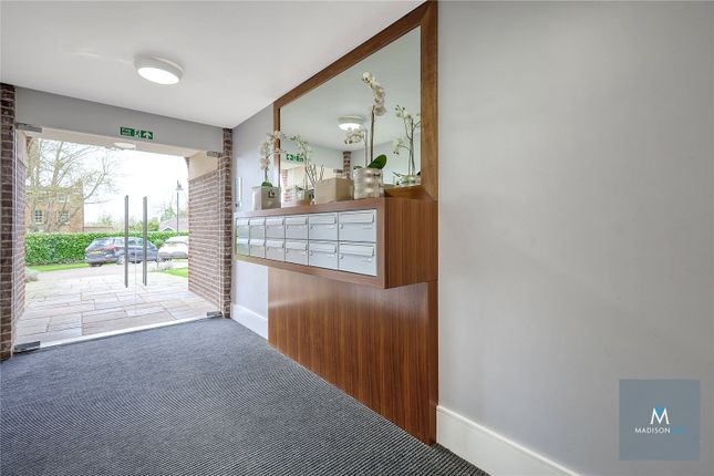 Flat for sale in High Road, Chigwell, Essex