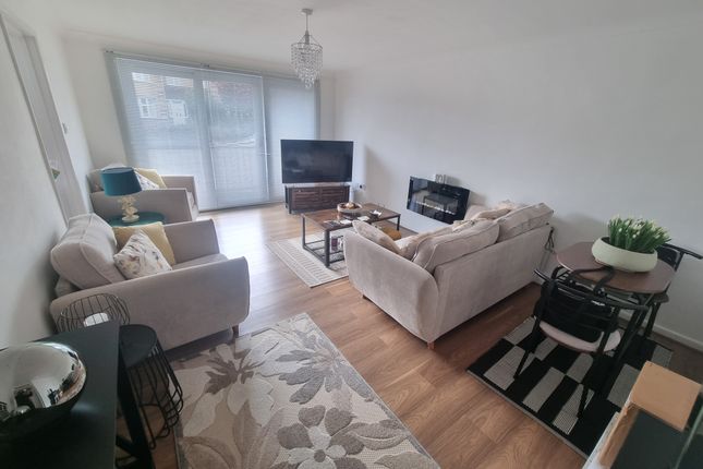 Flat 2, Weston-super-Mare photo 4