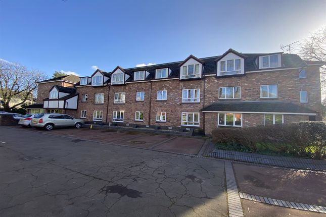 Thumbnail Flat for sale in Lynwood, Victoria Road, Wilmslow