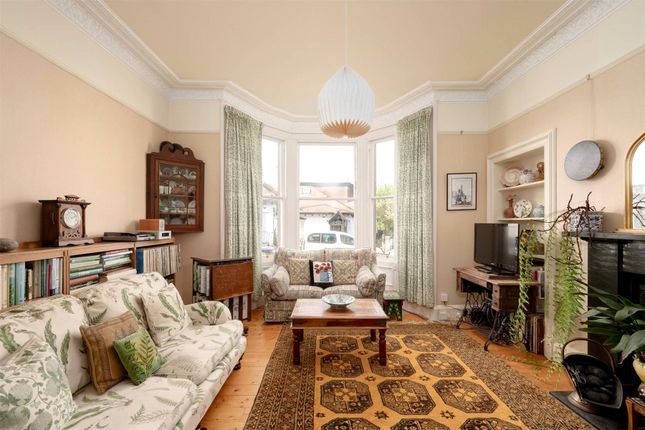26, Dudley Grove, Trinity, Edinburgh, EH6 photo 3