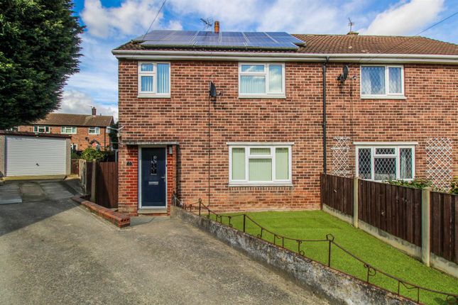 Thumbnail Property for sale in Fulwood Grove, Wakefield