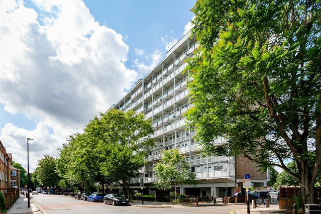 Thumbnail Flat for sale in Withy House, Globe Road, London