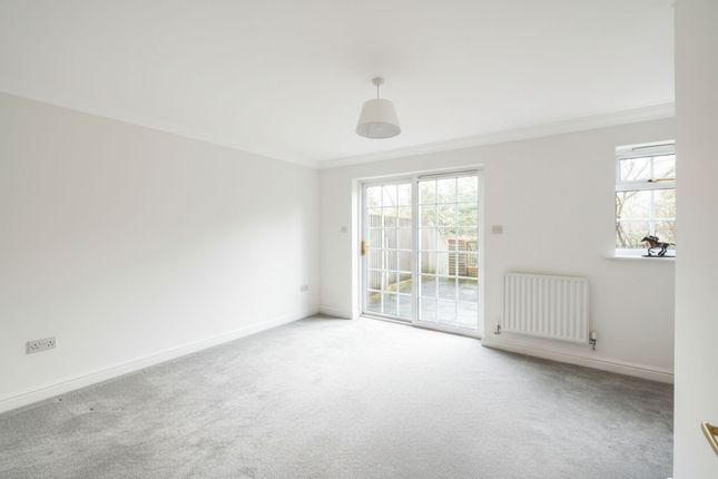 2 Furze Place Furze Hill, Redhill photo 4