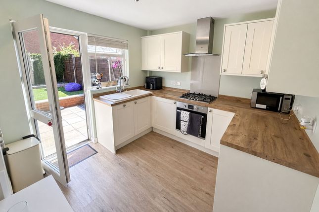 12 Shawley Croft, Birmingham photo 3