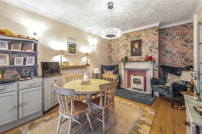 84, Argyle Avenue, Hounslow photo 4