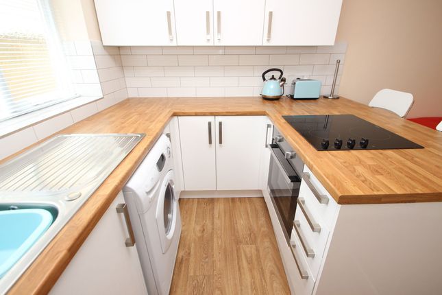 Flat 2, 52 Southcote Road, Bournemouth photo 5