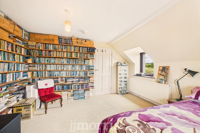 Office/Bedroom 6