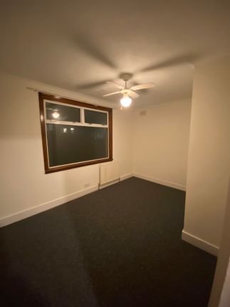 24, Orchard Road, Belvedere photo 5