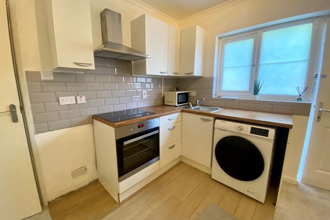 Studio to rent in Willow Tree Lane, Hayes