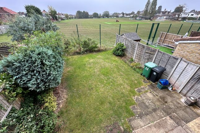 22, Sates Way, Henleaze photo 2