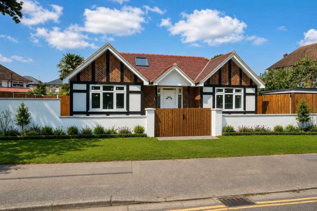 1-bed house on Bungalow, 7, Lafone Avenue, Greater Londn, £400,000