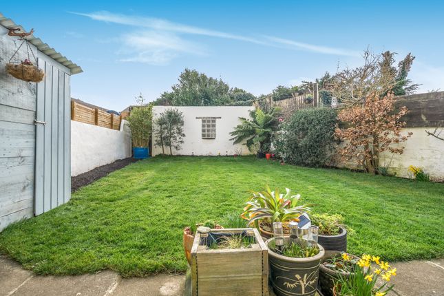 19, Poldark Road, Illogan photo 2