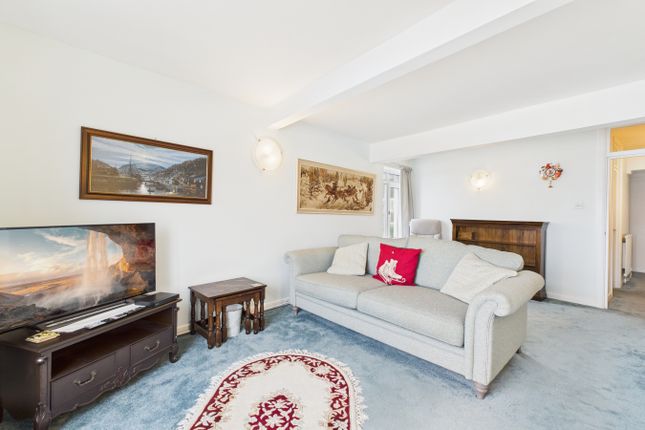 12 Royale Court, Chyandour Cliff, Penzance photo 2