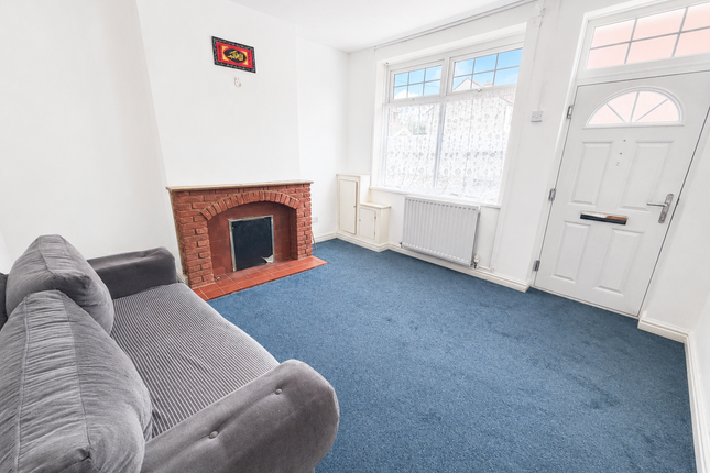 1, Raglan Street, Brierley Hill photo 4