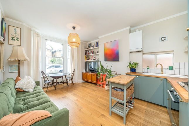 Flat A, 85, Blythe Vale, London photo 2