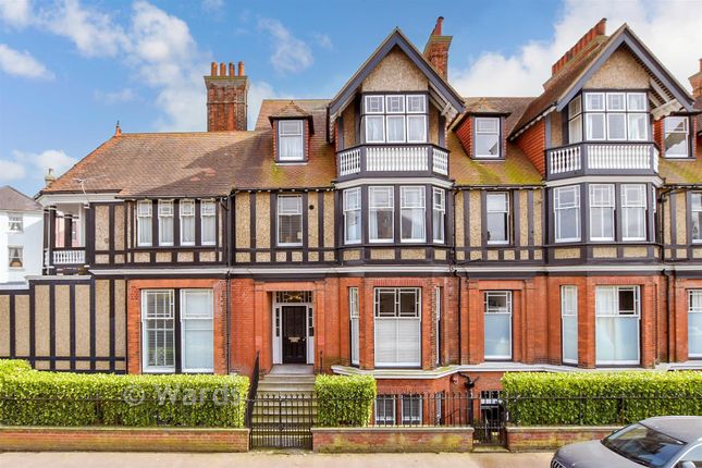 1-bed flat on Wellington Court, Dover Road, Deal, £175,000