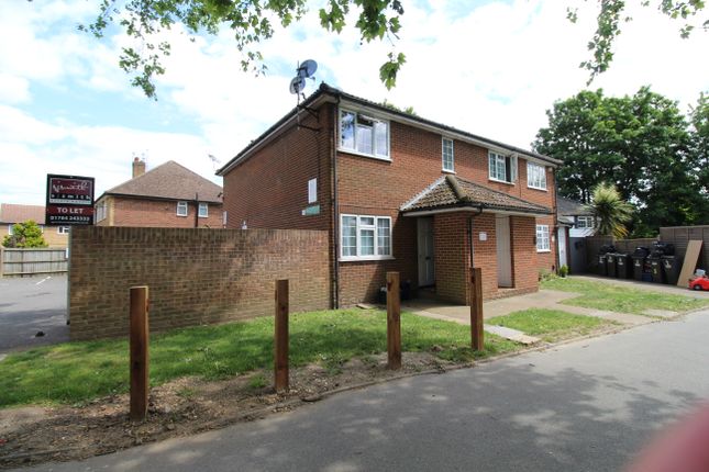Thumbnail Flat to rent in Staines Road, Bedfont, Feltham