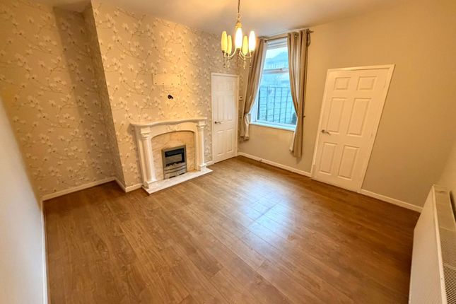 113, Turton Road, Greater Manchester photo 2