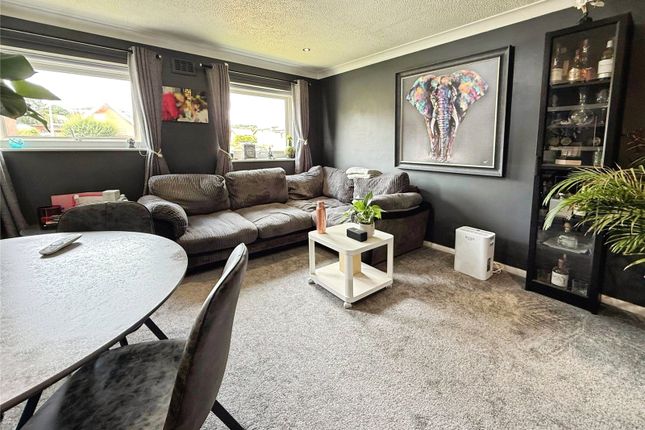 32, Meadow View Road, Devon photo 2