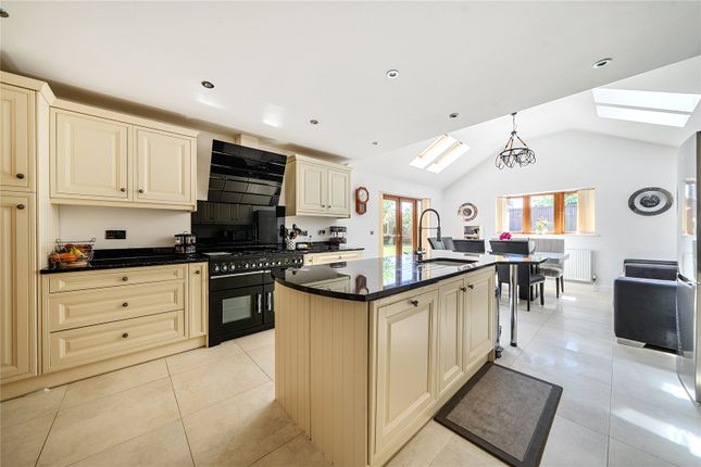 12, Chapel Lane, Peterborough photo 4