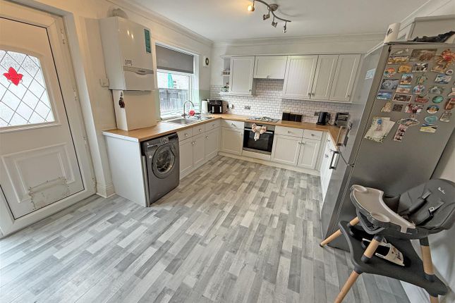 8, Alston Close, North Shields photo 4