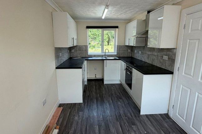 21, Ripley Walk, Corby photo 4