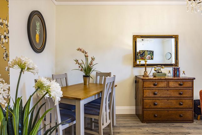 Flat Flat 3, 20 Bishops Place, Balderton Gate, Newark photo 4