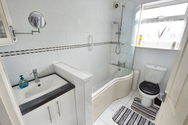 Flat for sale in Rampart Terrace, Shoeburyness