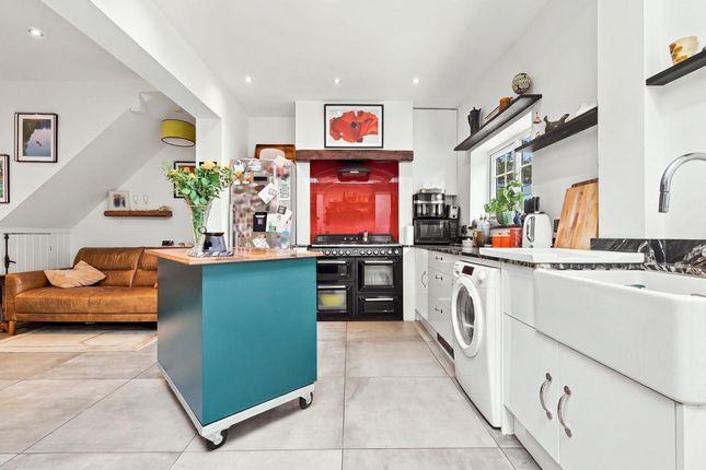 24, Nelson Road, Leigh-on-sea photo 4