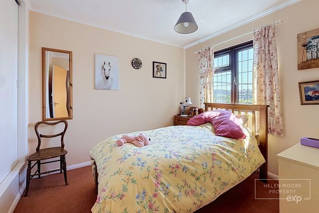 Crossroads Cottage, 1 Church Close, Plymouth photo 4