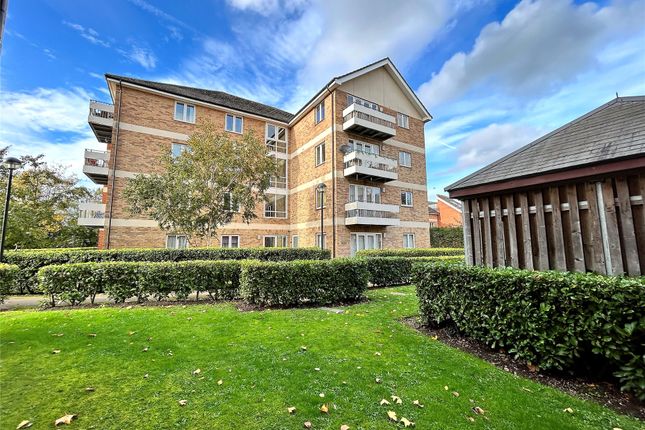 Thumbnail Flat for sale in Branagh Court, Reading, Berkshire