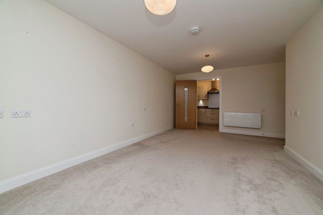 20, Springs Court, Field Close, Cottingham photo 3